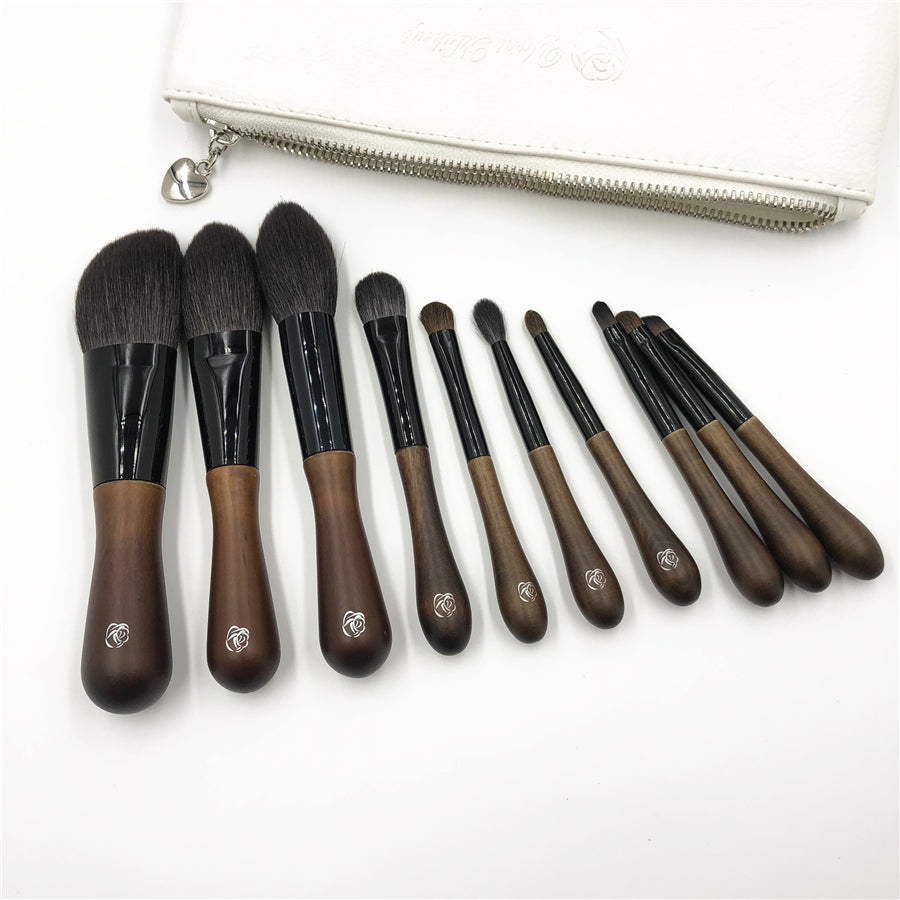 Professional Goat Hair 10-Piece Makeup Brush Set with Wooden Handles and PU Leather Bag