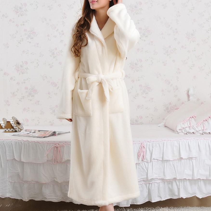 Women's Long Plush Flannel Bathrobe