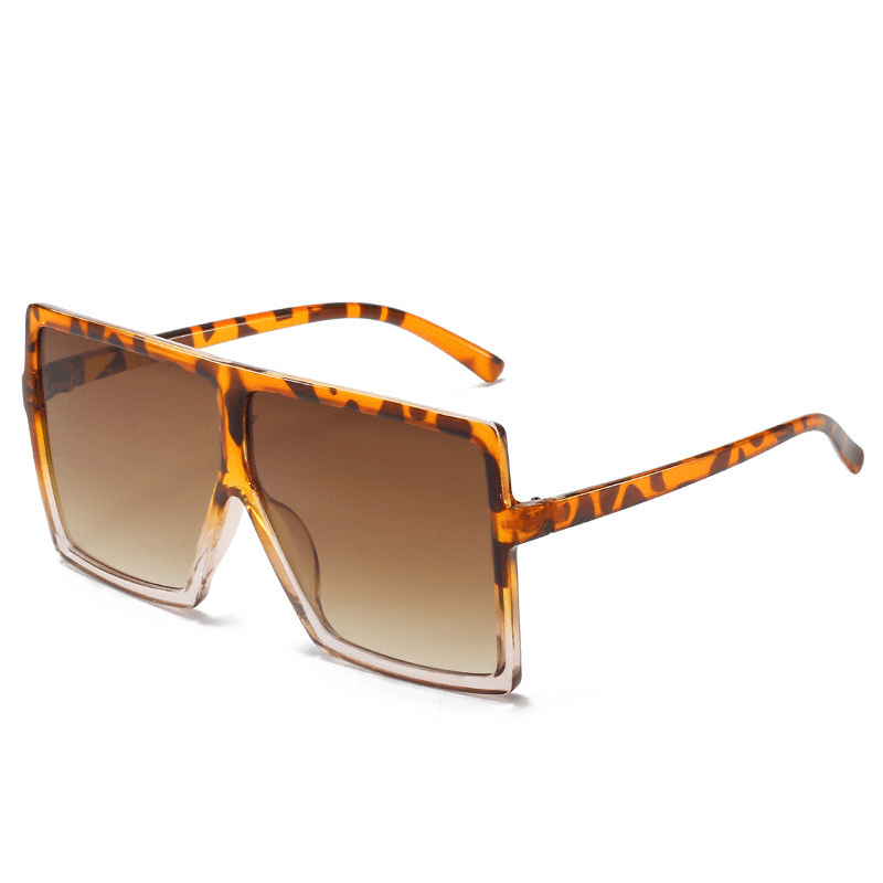 The New Box Personality Hip-Hop Girl with Sunglasses