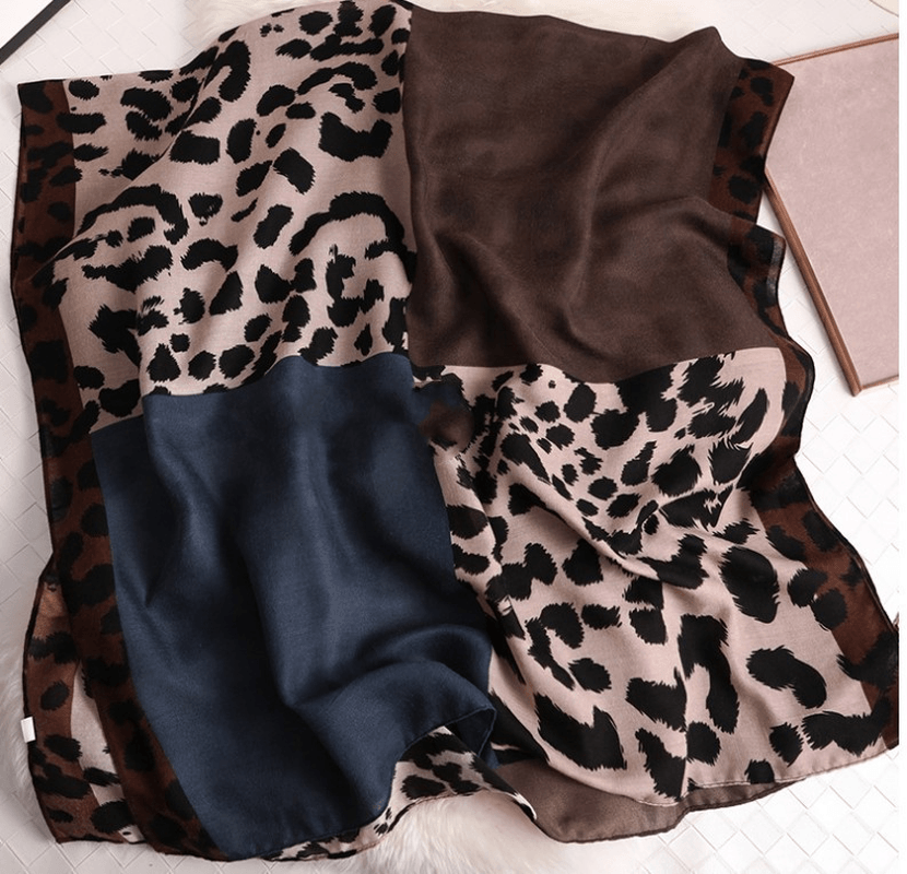 Neck Protection Shawl Leopard Point to Keep Warm