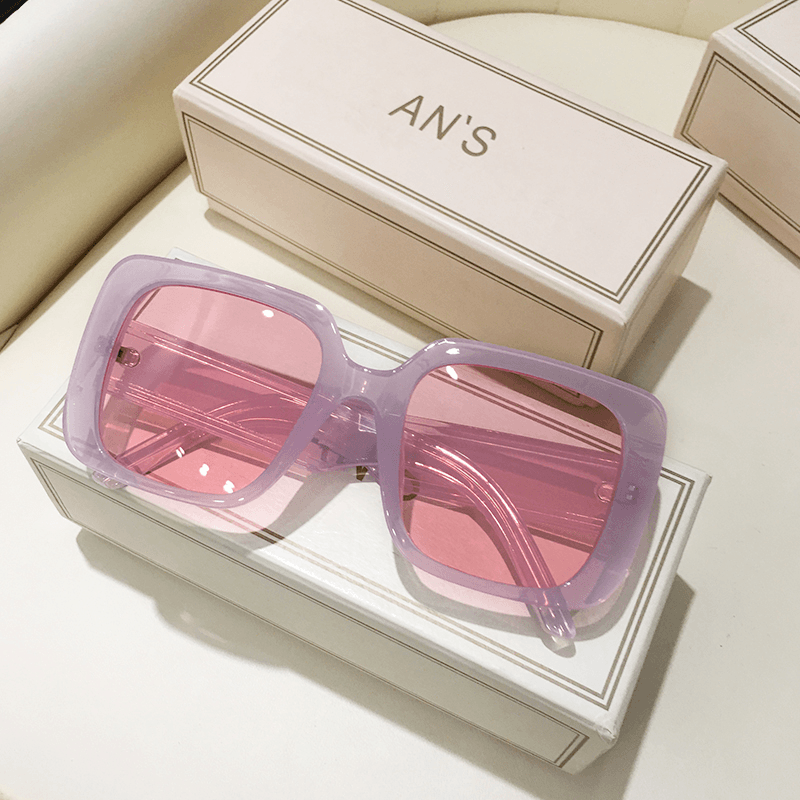 Women's White Frame Big Face Slimming Powder Large Square Sunglasses
