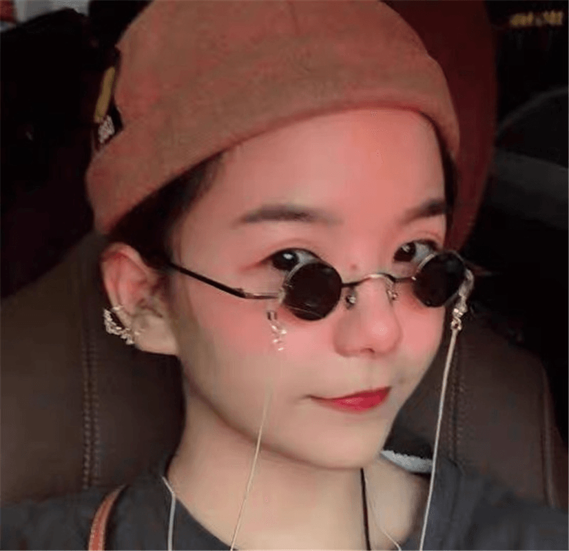 Retro Sunglasses for Men and Women with Super Small Frame