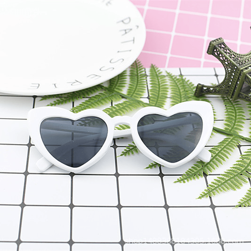Fashionable Cute Heart-Shaped Ladies Sunglasses