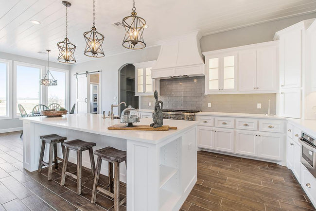 Kitchen Dining & Bar
