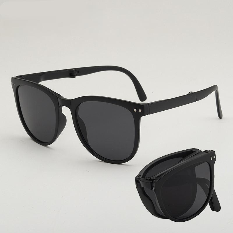 Chic folding sunglasses for women, view 3 - MRSLM