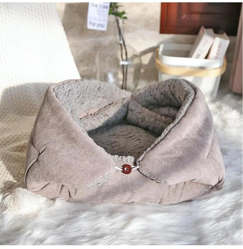 fluffy winter cat bed, view 3 - MRSLM