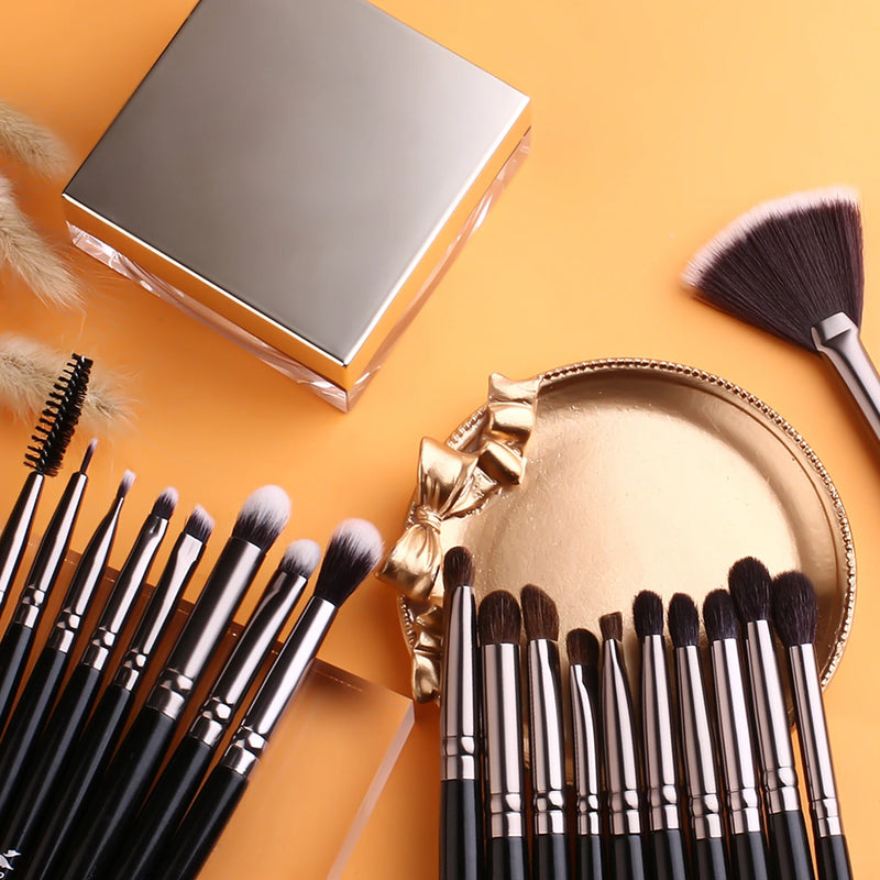 professional makeup brush set, view 5 - MRSLM
