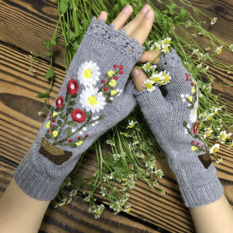 embroidered floral knitted half finger gloves - MRSLM