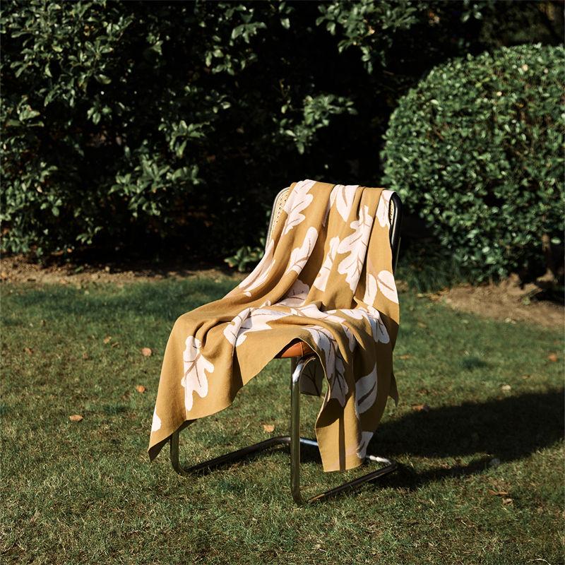 floral jacquard cotton throw blanket, view 8 - MRSLM