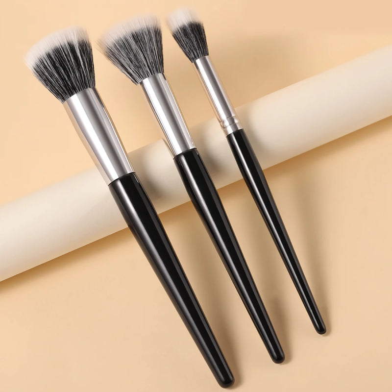 goat hair stippling brush set, view 2 - MRSLM