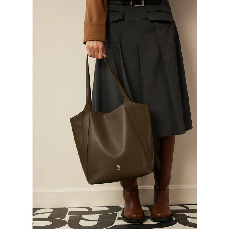 elegant large capacity leather shoulder bag, view 7 - MRSLM
