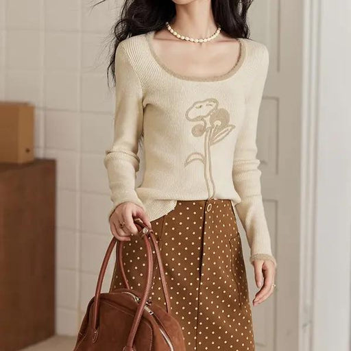 u-collar embroidered flower sweater - MRSLM