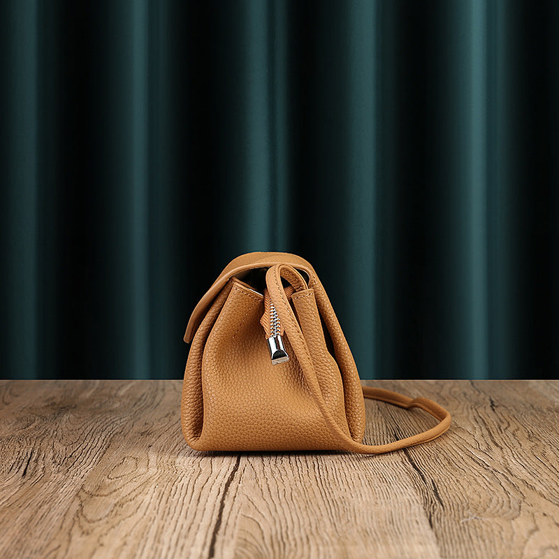 soft cowhide pleated crossbody bag, view 4 - MRSLM