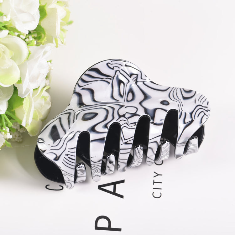 large floral acrylic hair clips, view 5 - MRSLM