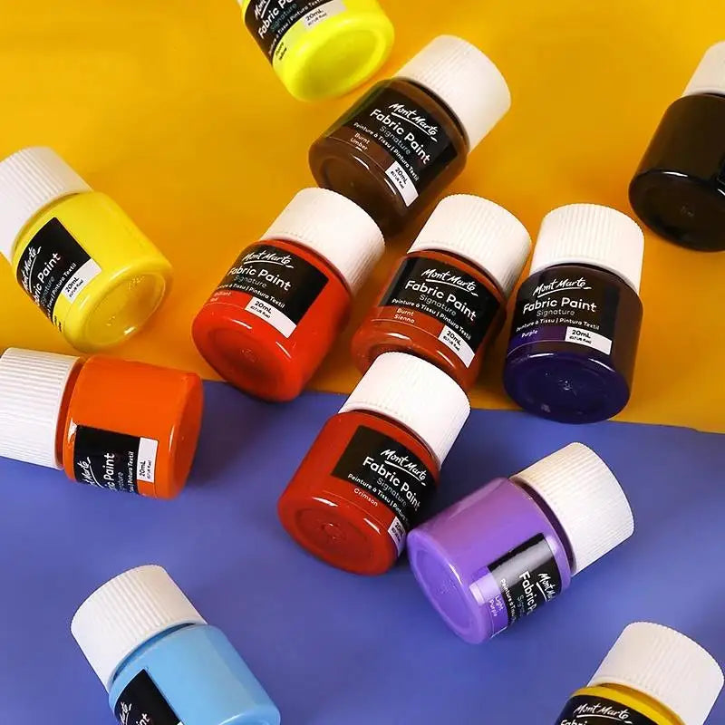 Permanent fabric paint set, view 6 - MRSLM