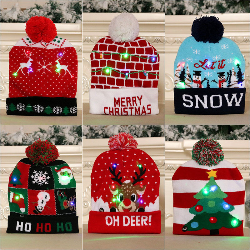 Light-up LED Christmas knit beanie with pom-pom - MRSLM