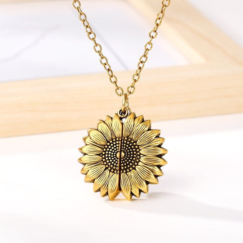 Sunflower pendant necklace, view 5 - MRSLM