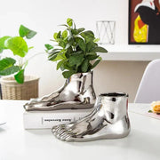 ceramic footed vase, view 5 - MRSLM