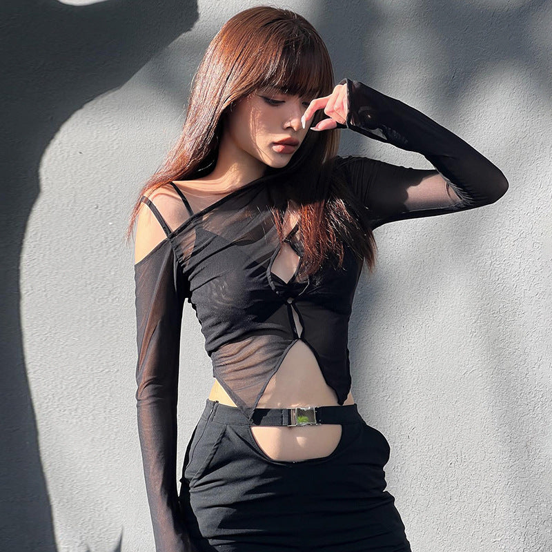 off-shoulder hollow-out flared sleeve top - MRSLM