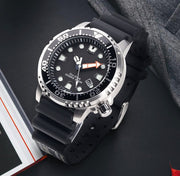 three-hand calendar quartz watch, view 3 - MRSLM