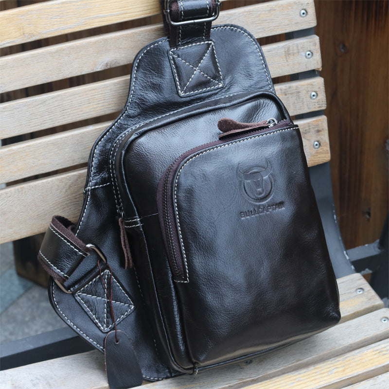 Men's leather messenger bag, view 4 - MRSLM