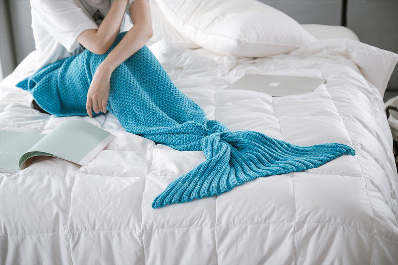Knitted mermaid tail blanket, view 5 - MRSLM