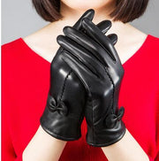 Women's sheepskin leather bow gloves, view 7 - MRSLM