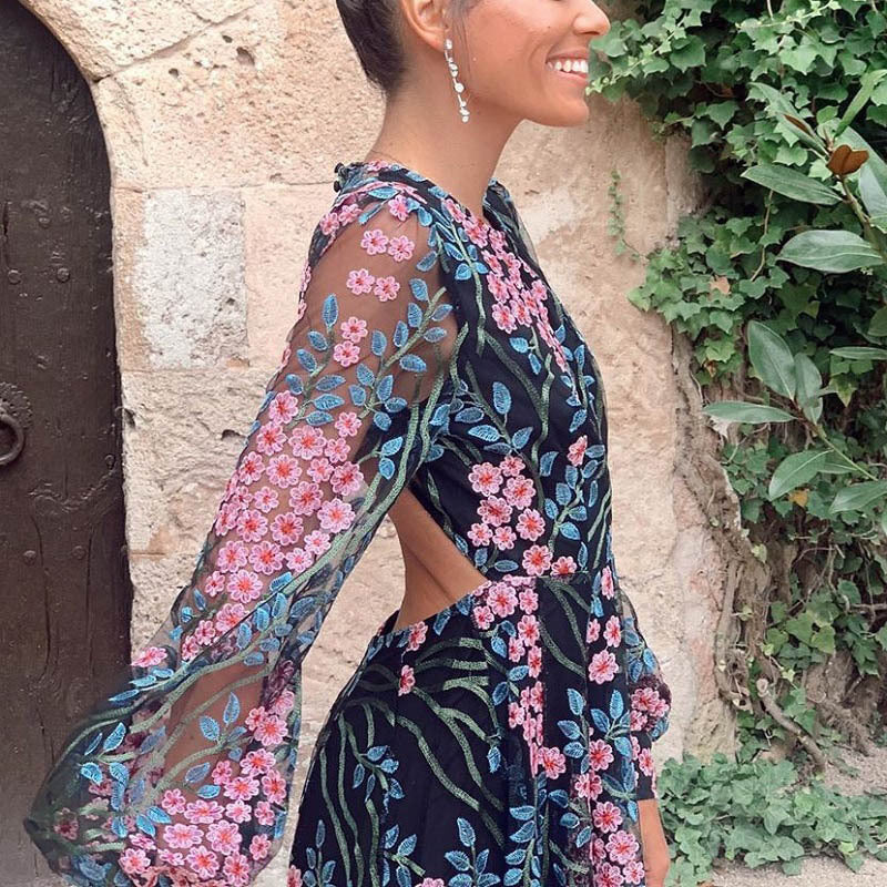 backless printed mid-waist dress, view 6 - MRSLM
