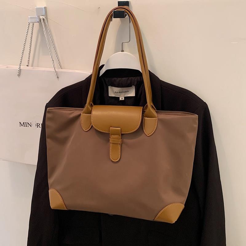 large Oxford cloth commuter tote bag, view 7 - MRSLM