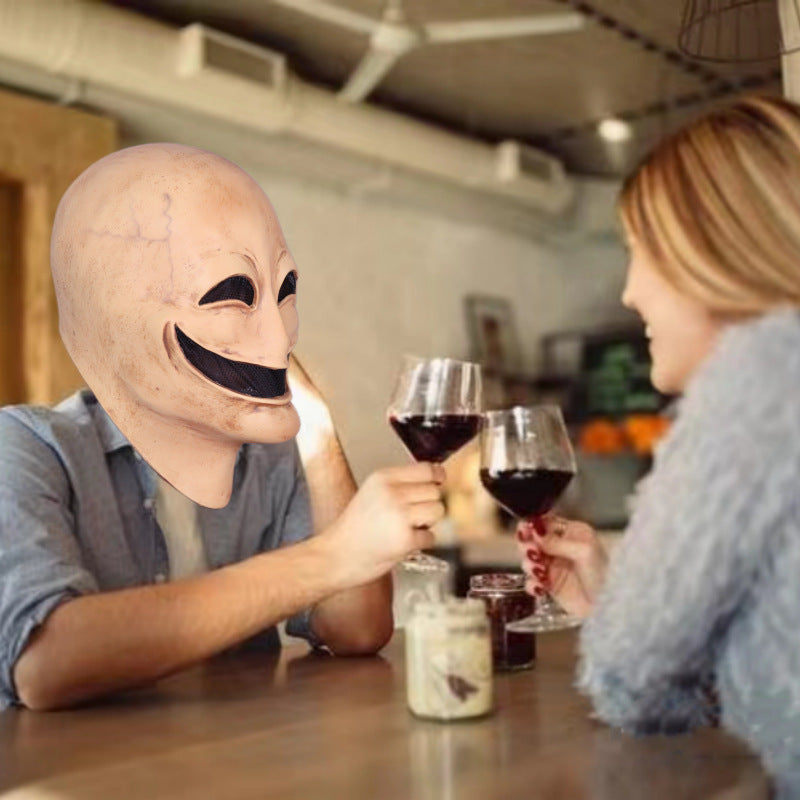 Alien latex mask, view 9 - MRSLM