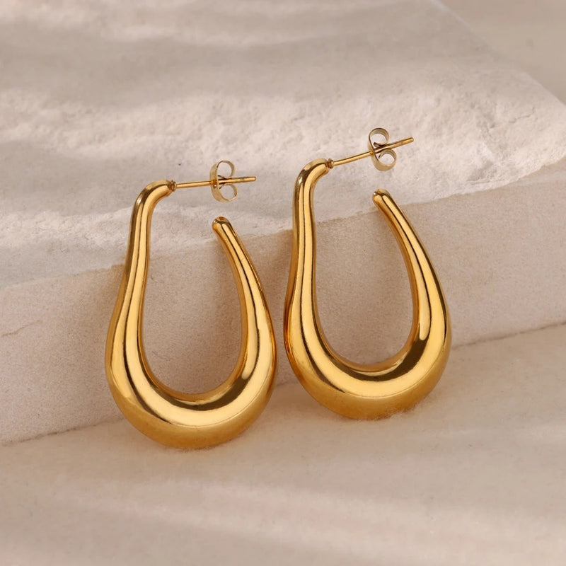 Gold dangle earrings for women, view 7 - MRSLM