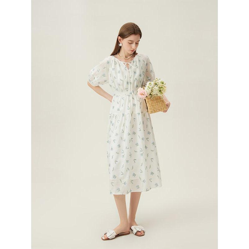 floral embroidery midi dress, view 4 - MRSLM