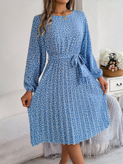 long-sleeved floral print pleated dress, view 7 - MRSLM