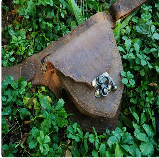 Steampunk heart-shaped belt satchel, view 5 - MRSLM