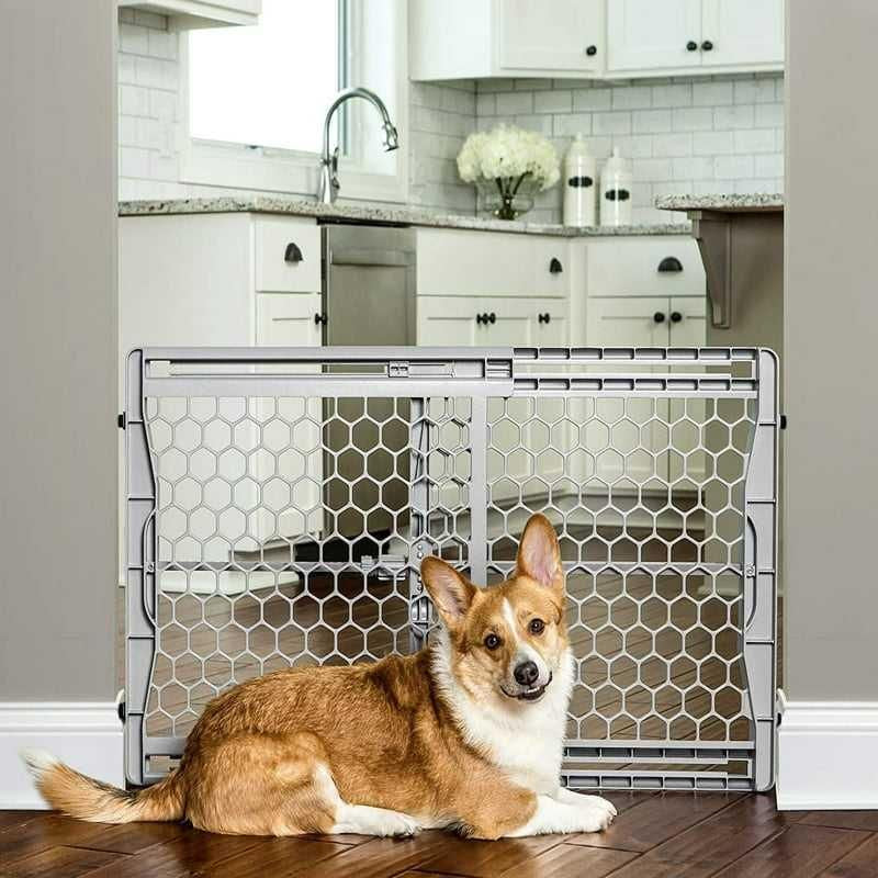 adjustable plastic pet gate, view 2 - MRSLM