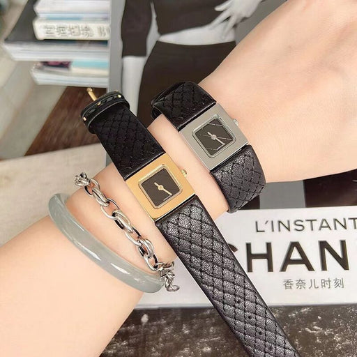 Women's square retro watch - MRSLM