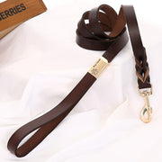 Heavy-duty leather dog leash, view 5 - MRSLM