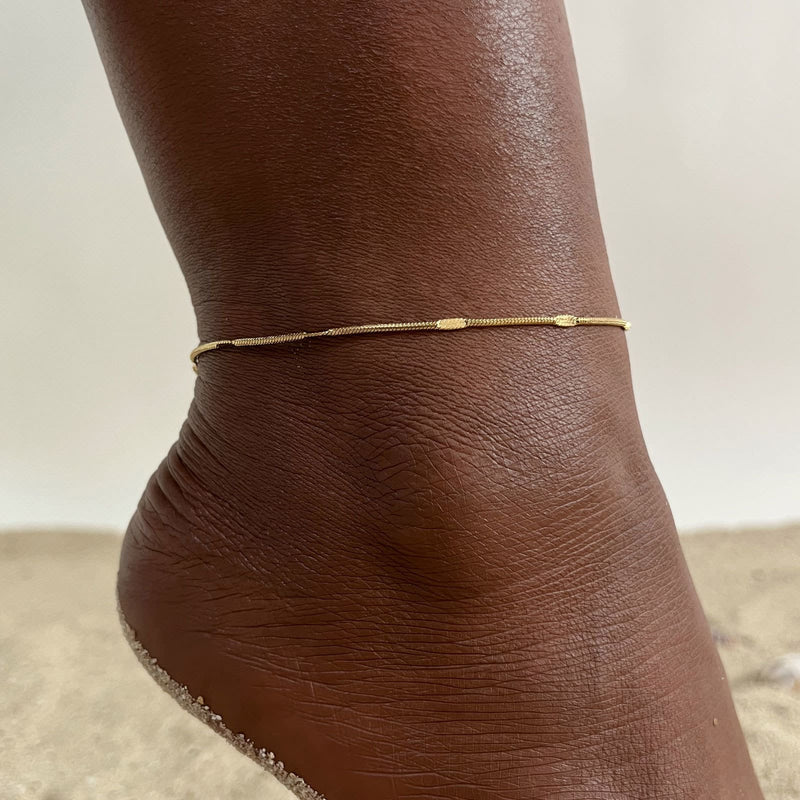 Gold minimalist anklet with charm - MRSLM