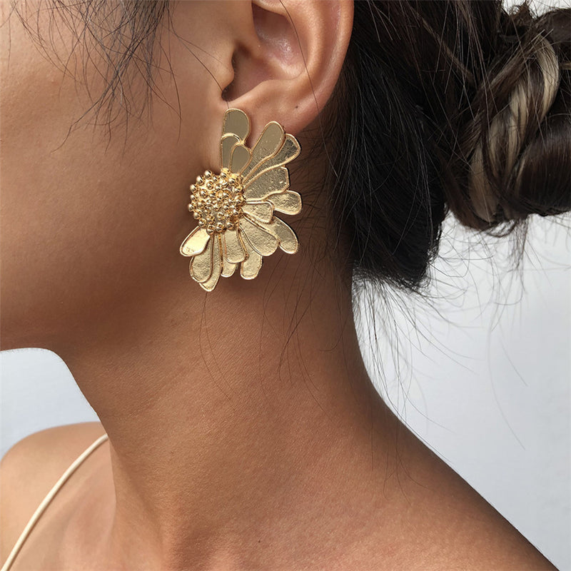 flower petal stud earrings, view 4 - MRSLM
