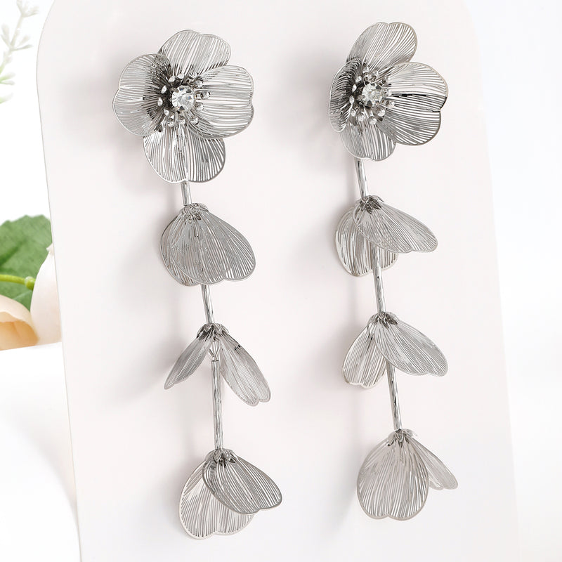 Rhinestone flower tassel earrings, view 5 - MRSLM