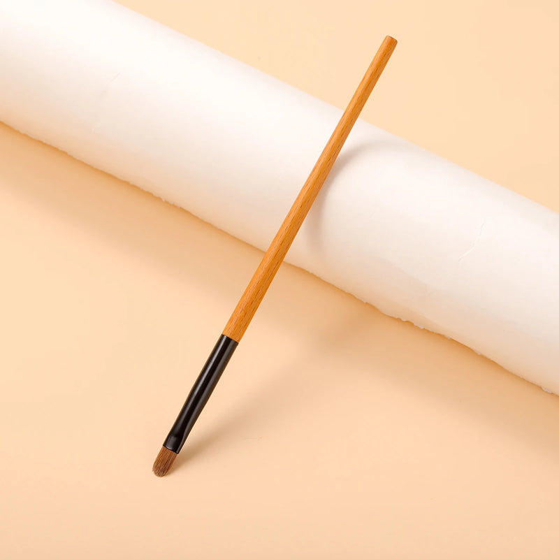 eye makeup brush for crease, eyeshadow and highlighter, view 10 - MRSLM