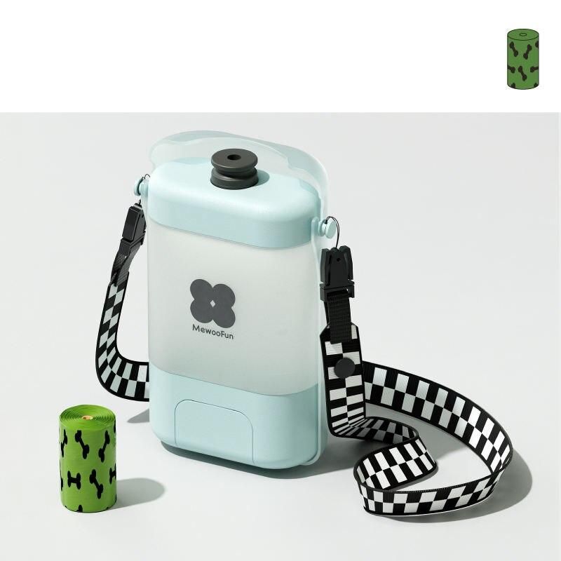 Pet water bottle and feeder, view 10 - MRSLM