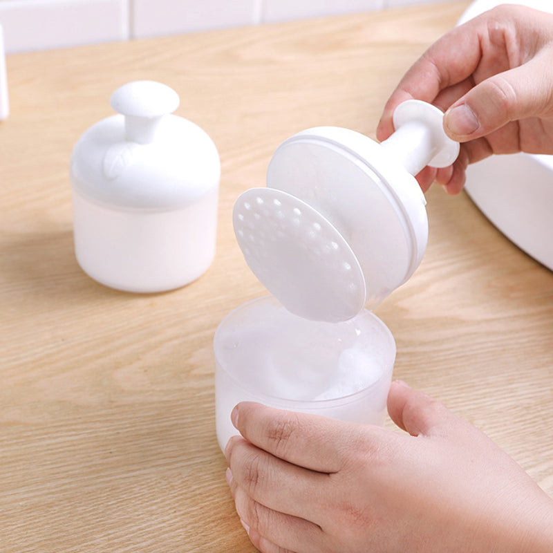 Portable foam maker for facial cleanser, view 2 - MRSLM