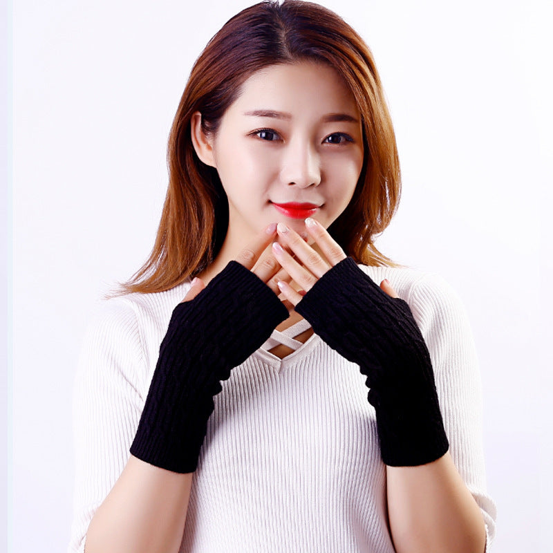Woolen twisted half finger gloves - MRSLM