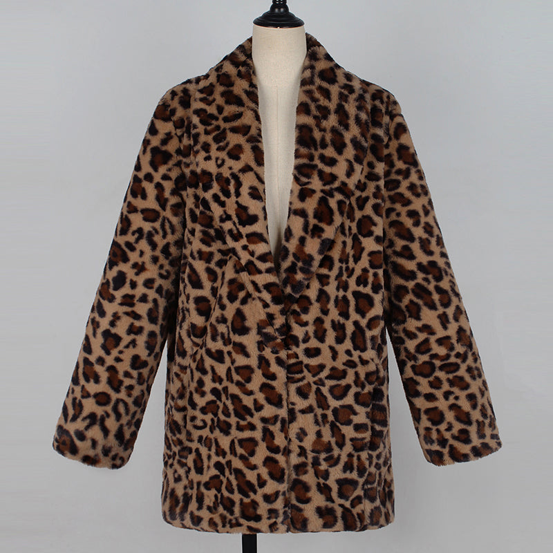 Women's leopard print faux fur winter coat, view 5 - MRSLM