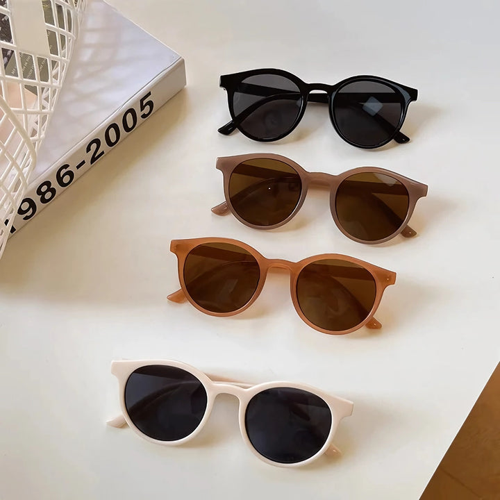 Chic Retro Round Sunglasses for Women