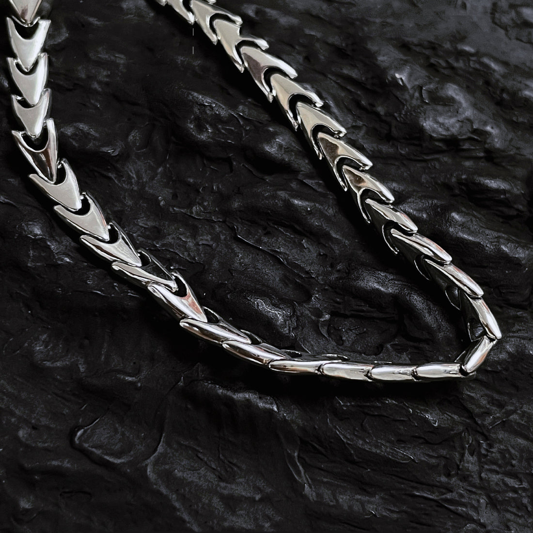 Fashionable Silver Snake Bracelet