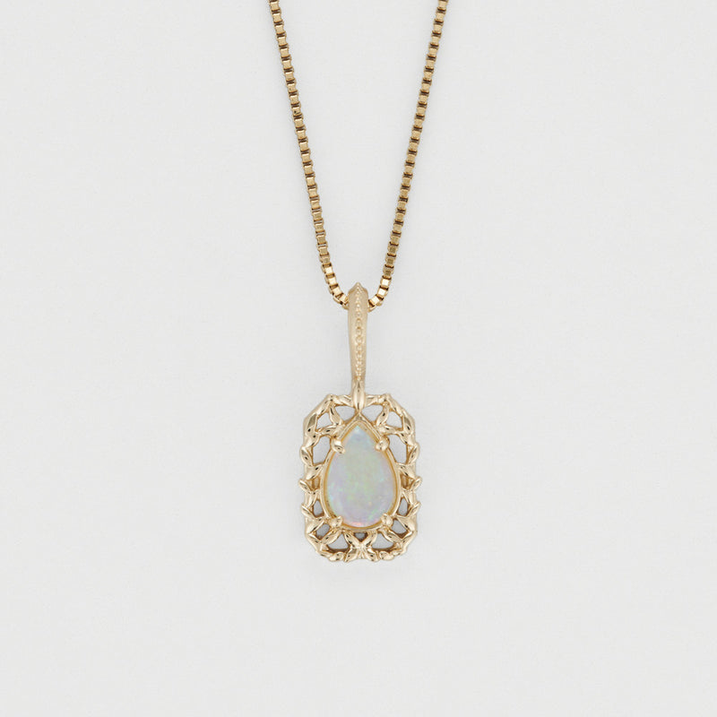 14K Gold African Australian Pendant Headwear