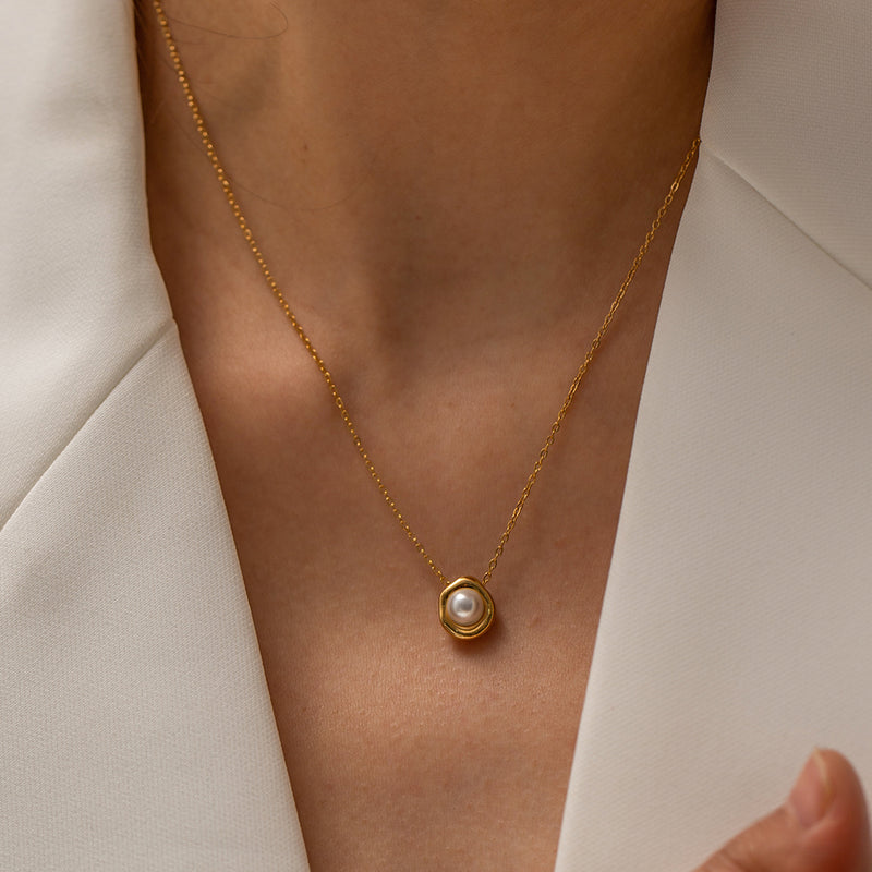 Stainless steel pearl pendant necklace, view 7 - MRSLM
