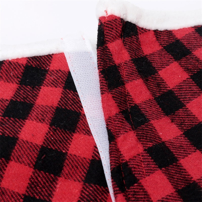 48-inch black and red plaid tree skirt, view 3 - MRSLM
